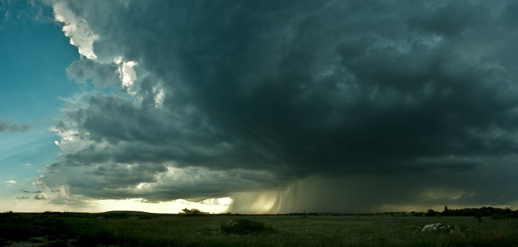 Fred Wasmer: Under the Maelstrom - Aircraft & Mammatus Clouds ...